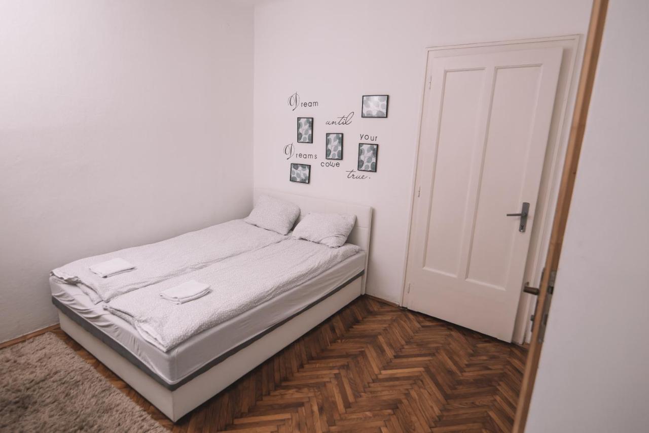 De Lux Apartment & Rooms Emilia Banja Luka Ngoại thất bức ảnh